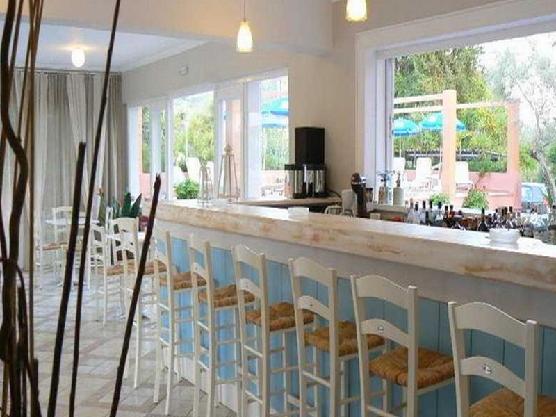 Happyland Hotel Apartments ニドリ エクステリア 写真